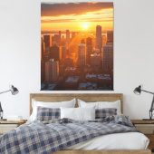ゴールデンシティサンセット – アーバンスカイラインシルエットアート キャンバスプリント (インサイチュ (寝室))