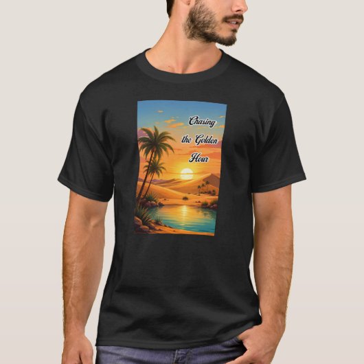 ゴールデンタイムの砂漠の夕日美学 Tシャツ (正面)