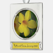 ゴールデントランペット花IIトロピカル シルバープレートバナーオーナメント (左)