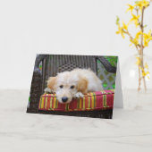 ゴールデンドードルの子犬のグリーティングカード カード (黄色い花)