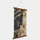 ゴールデンハワイアンハイビスカスアンドタパフュージョン 吊り下げ型タペストリー (傾斜あり)