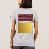 ゴールデンパーソナライズされたチケットチョコレートバー誕生日 Tシャツ (裏面)