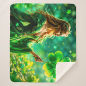 ゴールデンヘアガールセントパトリックのデイアイルランド魔法 シェルパブランケット (正面)