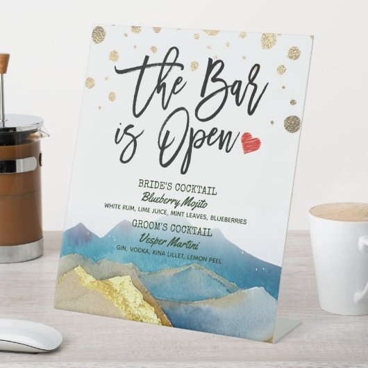 ゴールデンマウン結婚テンのバーは飲み物メニューを開いている 台座サイン (インサイチュ)