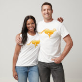 ゴールデンランニングチーターのシルエット Tシャツ (ユニセックス)
