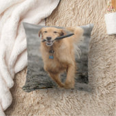 ゴールデンランニングレトリバーの口にスティック クッション (ブランケット)