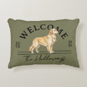 ゴールデンリトリカスタムーバーの家族の名前へようこそ アクセントクッション (正面)
