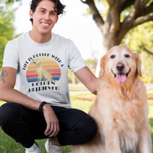 ゴールデンリトリバーレトロで人生は良い Tシャツ