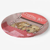 ゴールデンリトリーバーブキスをするース ペーパープレート (アングル)