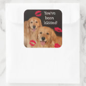 ゴールデンレトリバーあなたがキスされている スクエアシール (バッグ)