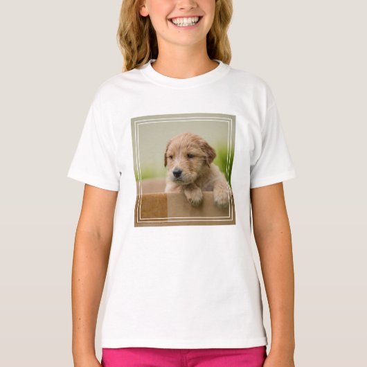 ゴールデンレトリバーの子犬の箱 Tシャツ (正面)