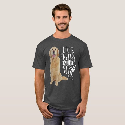 ゴールデンレトリバーの飼い主の生活は犬と一緒に良い Tシャツ (正面フル)