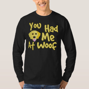 ゴールデンレトリバー犬が私をウォフで食べた Tシャツ