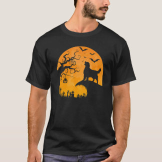 ゴールデンレトリバー 犬 月の森で遠吠え ハロウィン Tシャツ