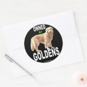 ゴールデンレトリバー'Owned By Goldens'ブラックステッカー ラウンドシール (封筒)