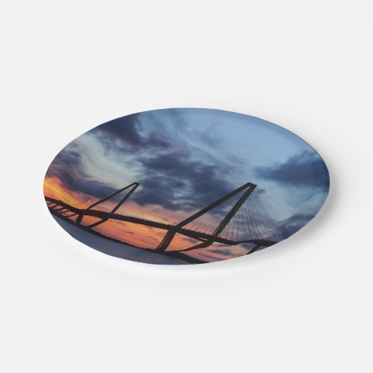 ゴールデン夕べアットアーサーラヴェネル ペーパープレート (アングル)