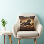 ゴールデン威厳のあるフィールドを駆け抜ける馬 クッション (椅子)