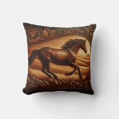 ゴールデン威厳のあるフィールドを駆け抜ける馬 クッション (正面)