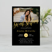 ゴールデン渦巻形のスクリプトSweet sixteen写真 箔招待状 (立ち正面)