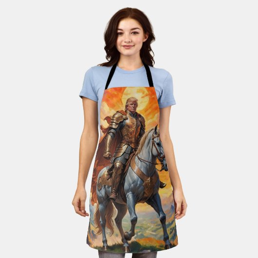 ゴールデン・アーマーの英雄的なトランプ・ウォリアー エプロン (着用した状態)