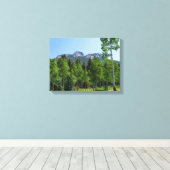 ゴールデン・ゲートの森の上のソロジン山頂 キャンバスプリント (インサイチュ (ウッドフロア))