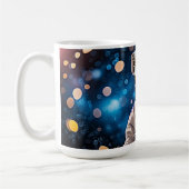 ゴールデン・バイザー宇宙飛行士の肖像 コーヒーマグカップ (左)