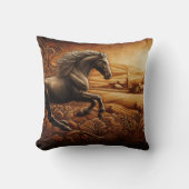 ゴールデン・フィールドで駆ける黒馬 クッション (正面)