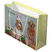 ゴールデン・リトリーバーのイースターのウサギのにんじんパッチ ラージペーパーバッグ (正面アングル)
