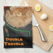 ゴールデン・リトリーバーのハロウィンの魔法使い キッチンタオル (四つ折り)