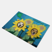 ゴールデン・リトリーバーのヒマワリの歓迎 ドアマット (アングル)