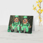 ゴールデン・リトリーバーの幸運な小妖精 カード (黄色い花)