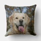 ゴールデン・リトリーバーのHeadshot 3 クッション (裏面)