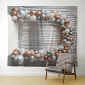 ゴールドとシルバーのバルーンアーチ吊り下げ タペストリー (インサイチュ(横))