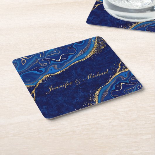 ゴールドとブルーのモダンな結婚式 エレガントなカスタムネーム スクエアペーパーコースター (アングル)