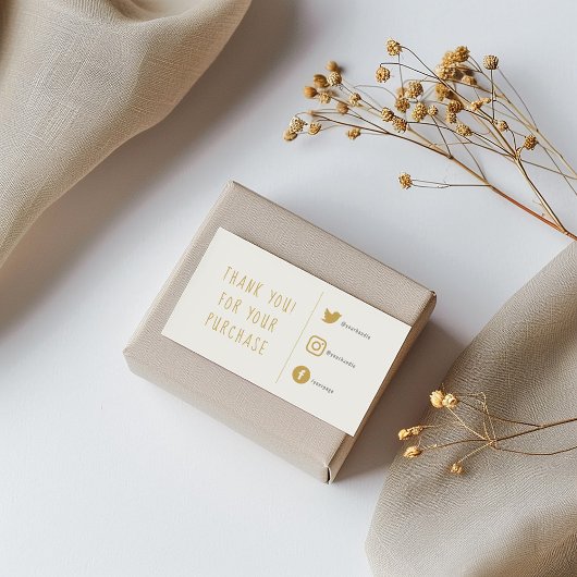 ゴールドとホワイトのソーシャルリンク挿入カード。 エンクロージャーカード