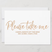 ゴールドのローズ「どうぞおひとつ」ウェディング フェイバーズ サイン 招待状 (正面)