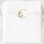 ゴールドの花モノグラム クラシック ラウンド ステッカー (バッグ)