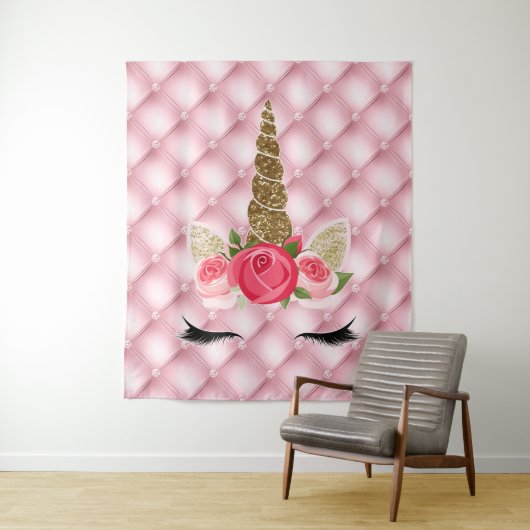 ゴールドグリッター＆ピンクローズユニコーンバースデーパーティー タペストリー (インサイチュ)
