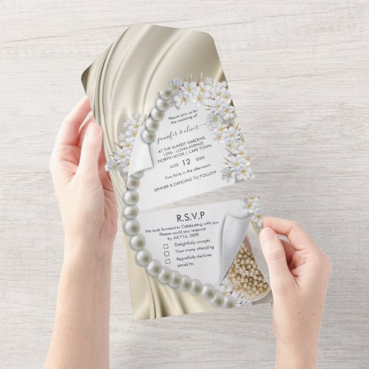 ゴールドシルクとパールが一つになったウェディング招待状 オールインワン招待状 (貼ってはがせる)