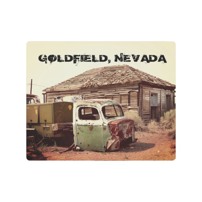 ゴールドフィールドネバダに捨てられた家 メタルプリント (正面)