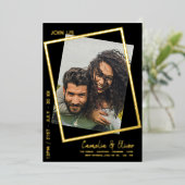 ゴールドフォイルブラックフォト結婚ズQRコード滴下フォイ 箔招待状 (立ち正面)