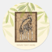 ゴールドブラウンのキスするキリンたち動物園ベイビーシャワー ラウンドシール (正面)