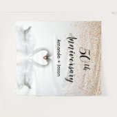 ゴールド50周年 白いスワンカップルが愛に満ちて タペストリー (正面(横))