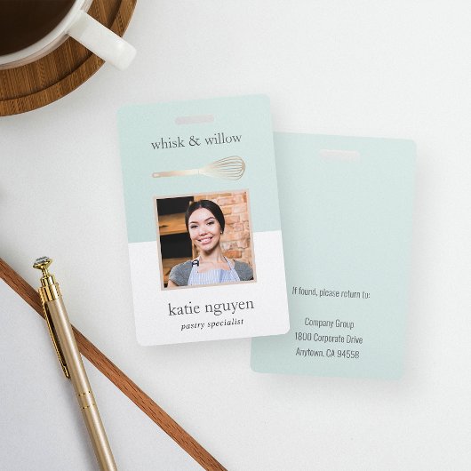 ゴールド ウィスク ベーカリー / ケータリング従業員写真ID バッジ