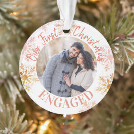 ゴールド・サーモンピンクの雪の結晶 初めてのクリスマスの婚約 オーナメント