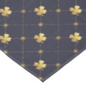 ゴールド フォアリーフ クローバー テーブルクロス (アングル)