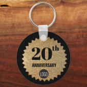 ゴールド ブラック 20周年記念 社員ギフト ロゴ キーホルダー (正面)