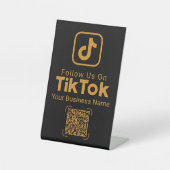 ゴールドTikTokフォローQRコード付ビジネス名表示 台座サイン (正面)