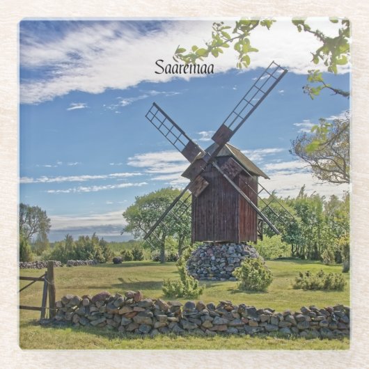 サアレマ、エストニア島。 ガラスコースター (正面)