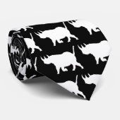 サイのシルエット、左の表面仕上げ、黒い背景 ネクタイ (ロール)